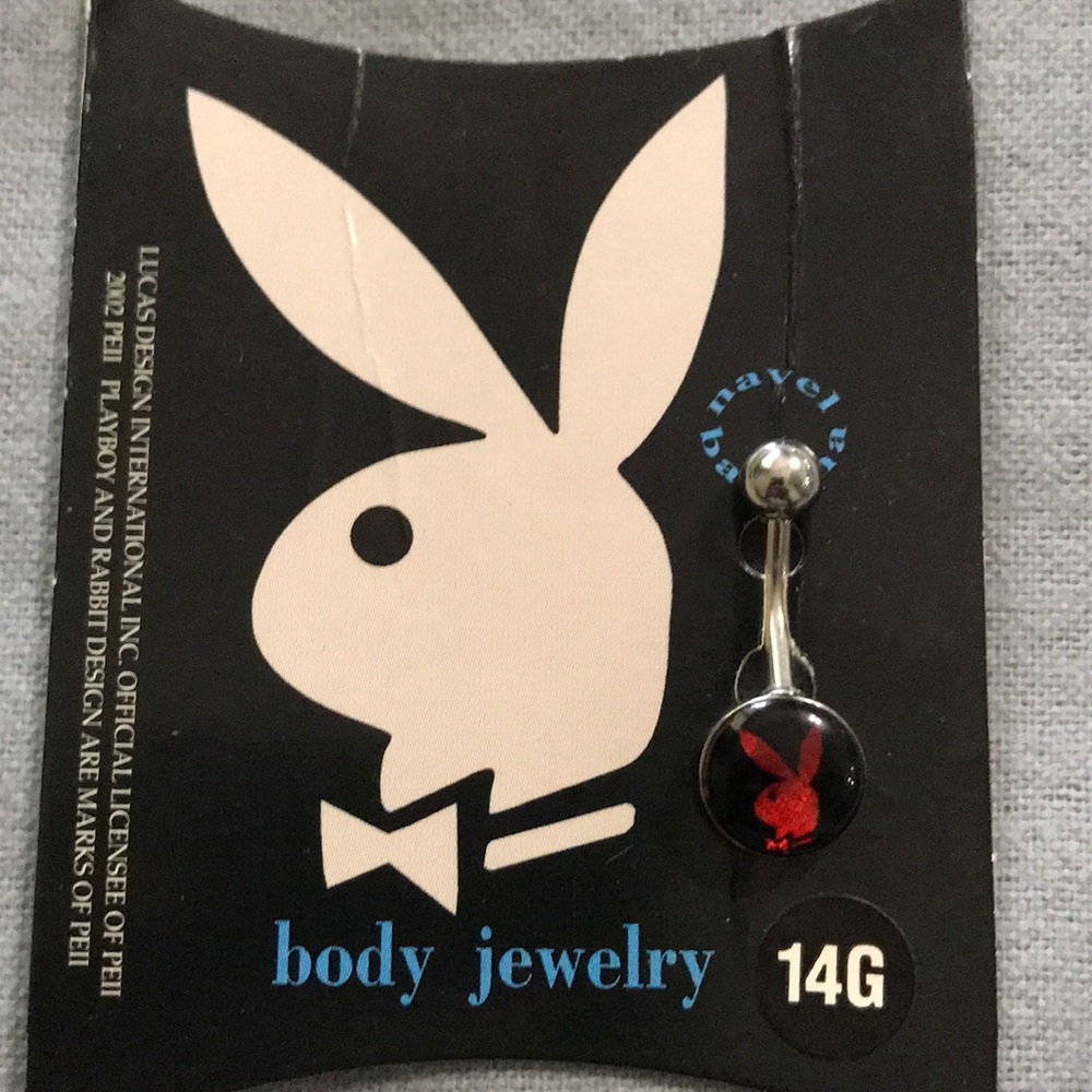 Playboy red logo surgical stainless steel 14G Nava - Picture 3 of 4
